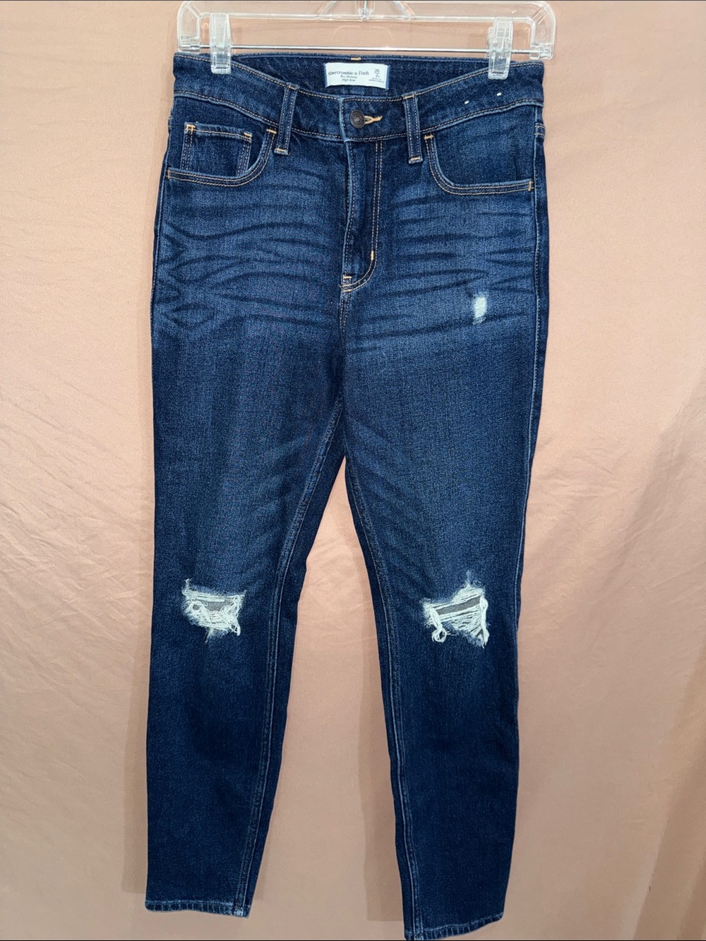 NWOT Women’s size 26 High Rise Abercrombie & Fitch Dark Wash Skinny Jeans